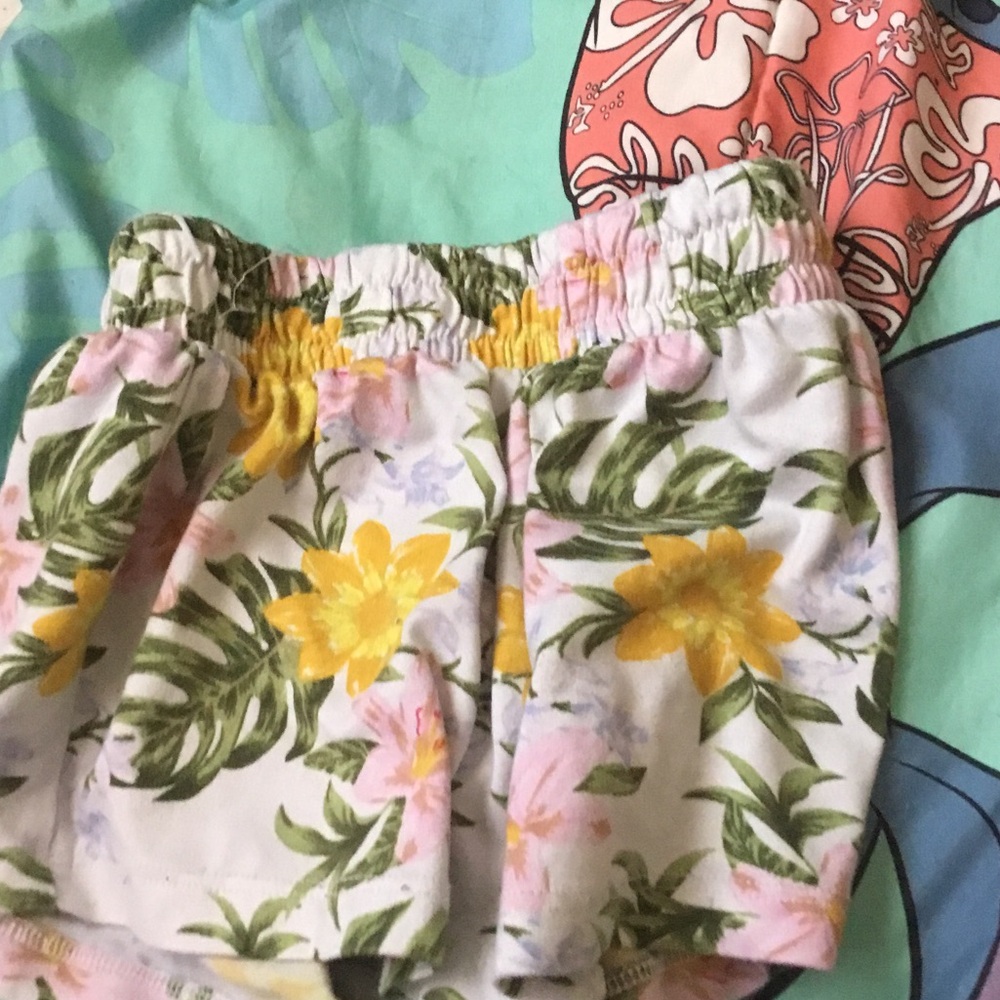 Floral Print Women's Shorts